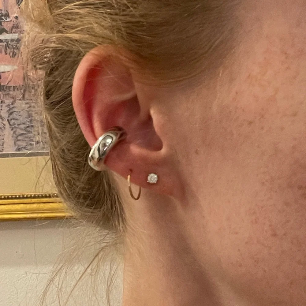 Jennifer Fisher Natasha Micro Ear Cuff - Picture 4 of 5